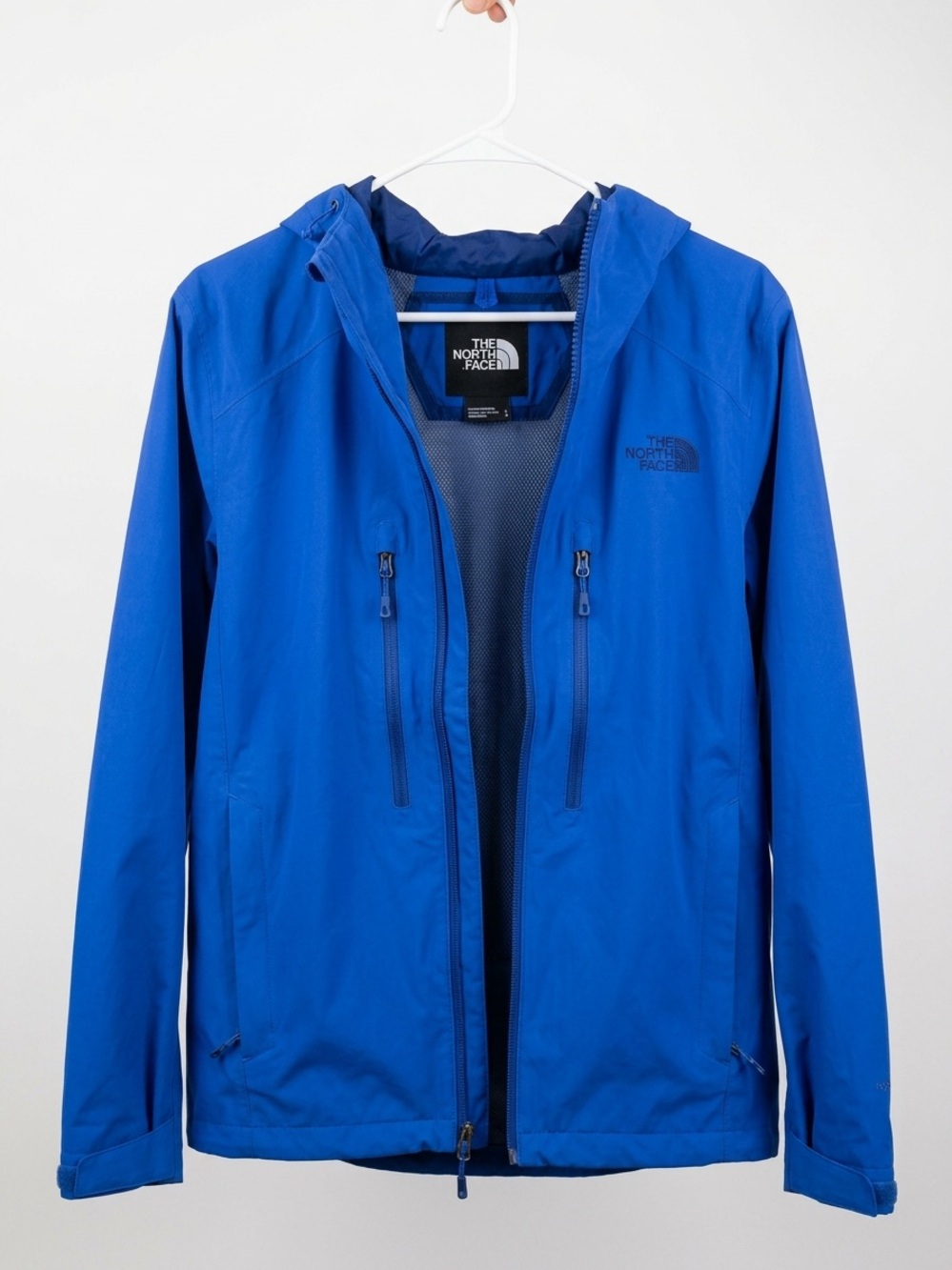 The North Face Men’s Royal Blue Waterproof Hooded Raincoat